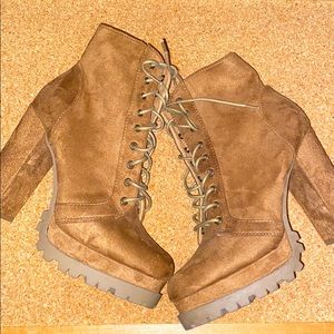 Cognac Platform Bootie